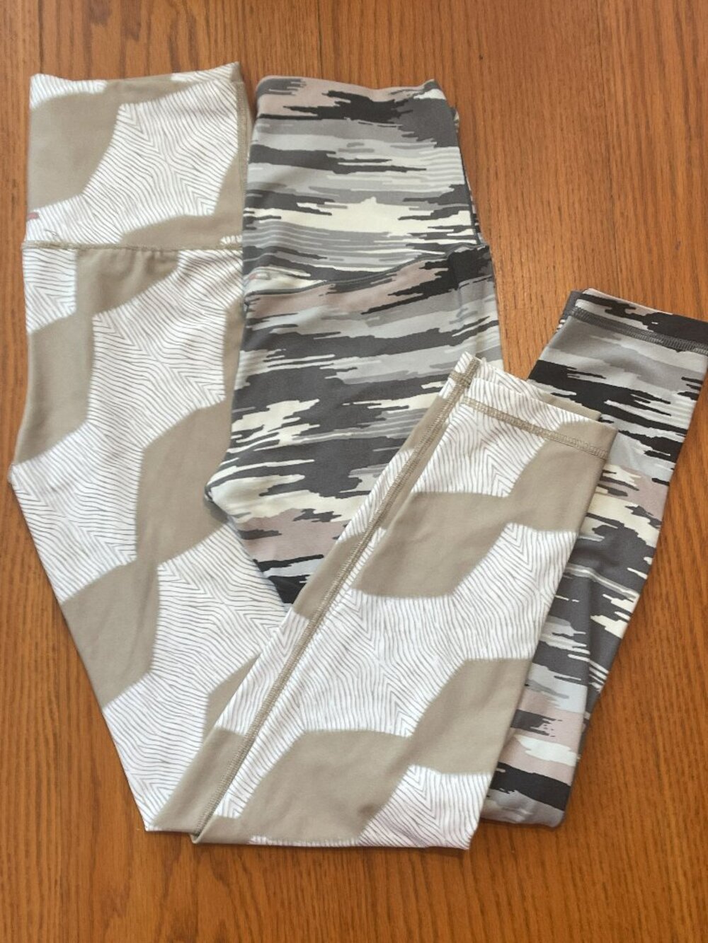 Aerie: Bundle of 2 Athletic Leggings